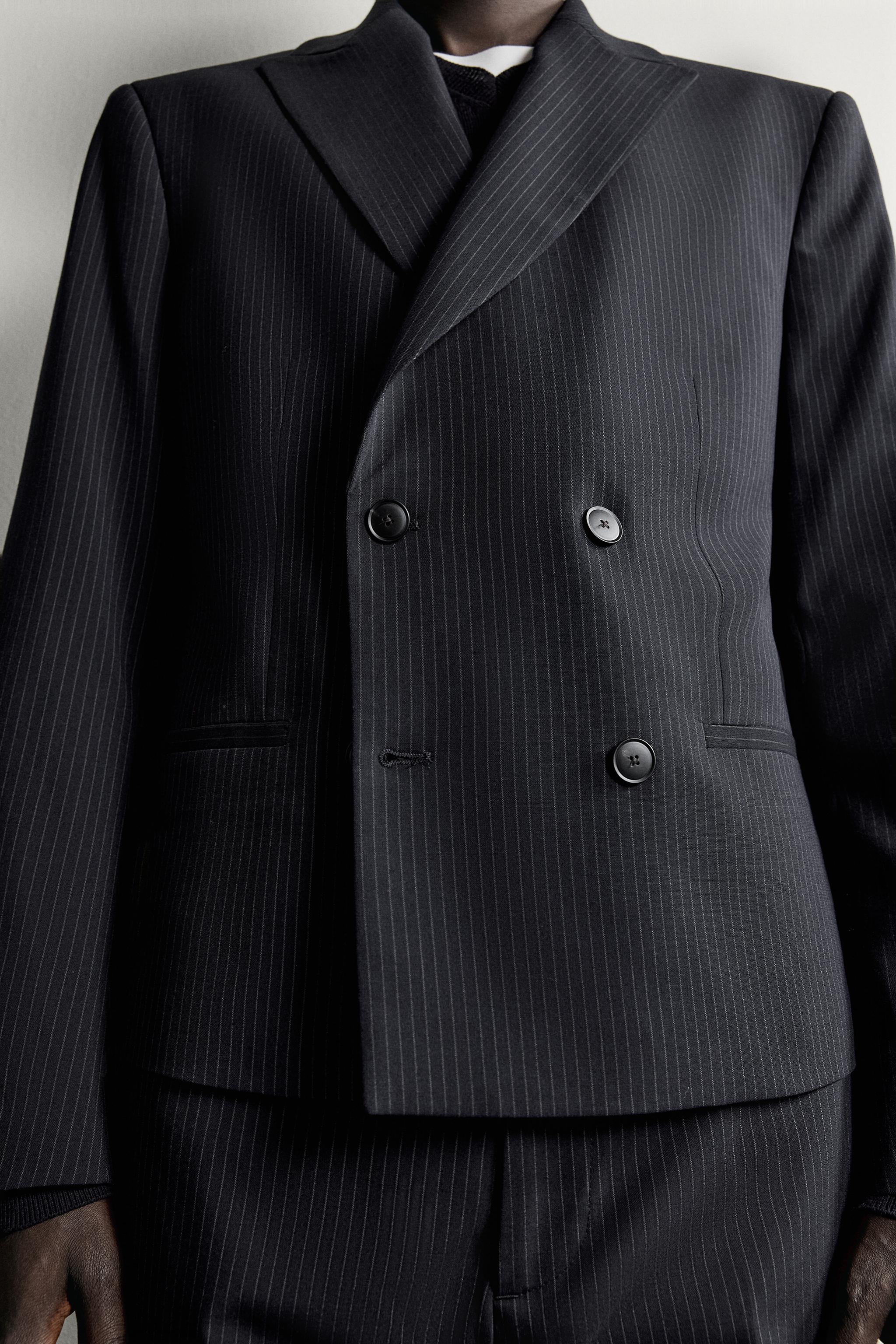 CROPPED-FIT PINSTRIPE SUIT BLAZER